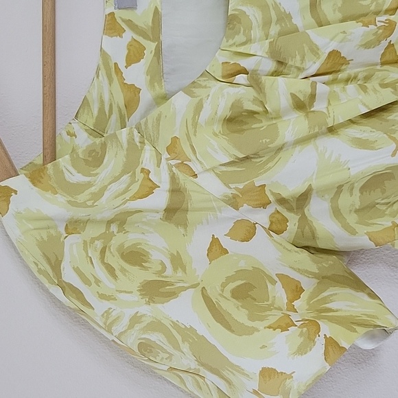 Eshakti Yellow Floral Short Sleeve Dress Size 16/XL - Picture 3 of 10